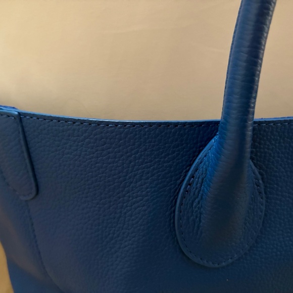 Beck Bag Classic Leather Handbag Tote in Havana Blue - Picture 8 of 16